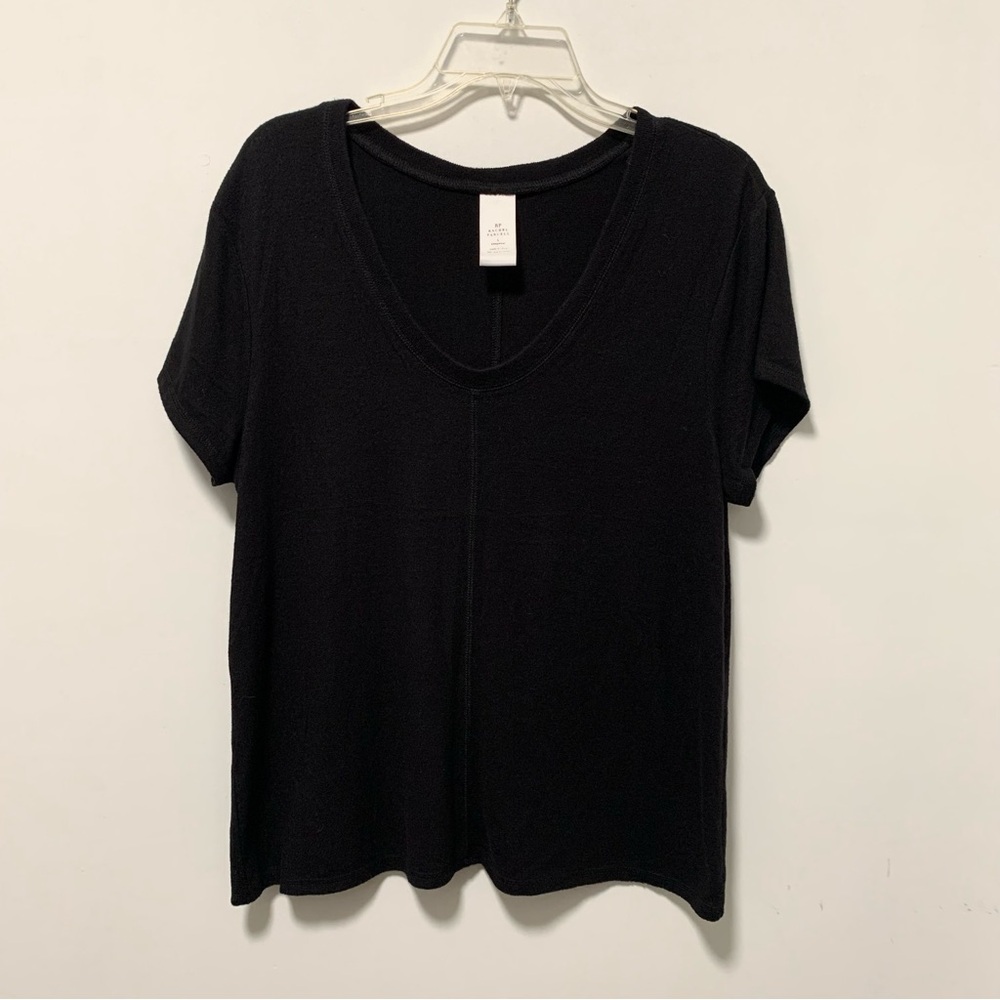Rachel Parcell Black Relaxed Short Sleeve top size L. NWOT.